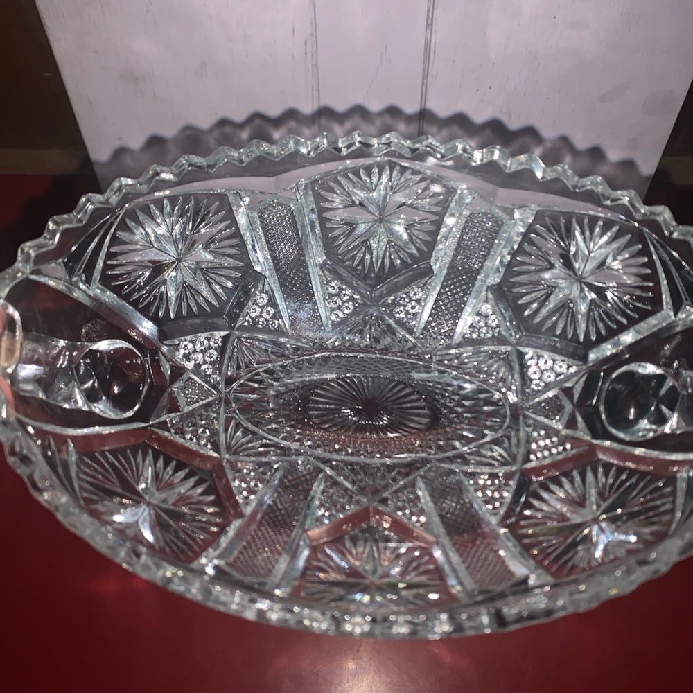 Beautiful Handled Cut Crystal Oval Bowl